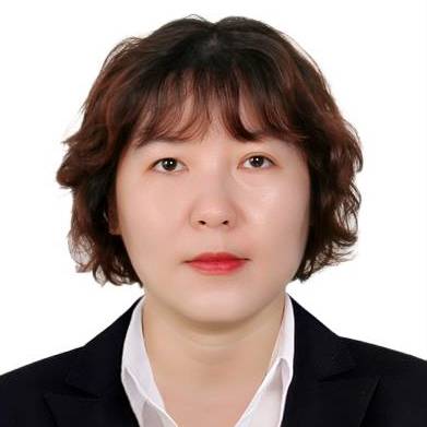 TRẦN THỊ THÚY NGA